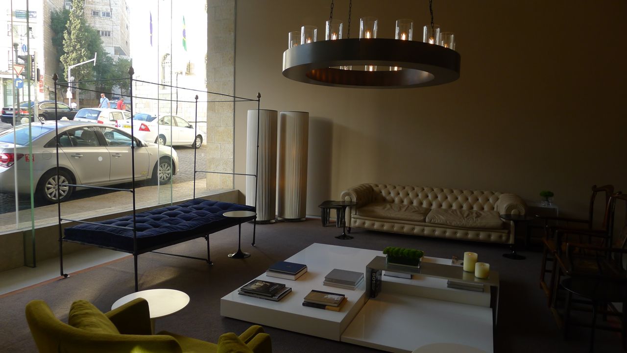 Mamilla lobby 1