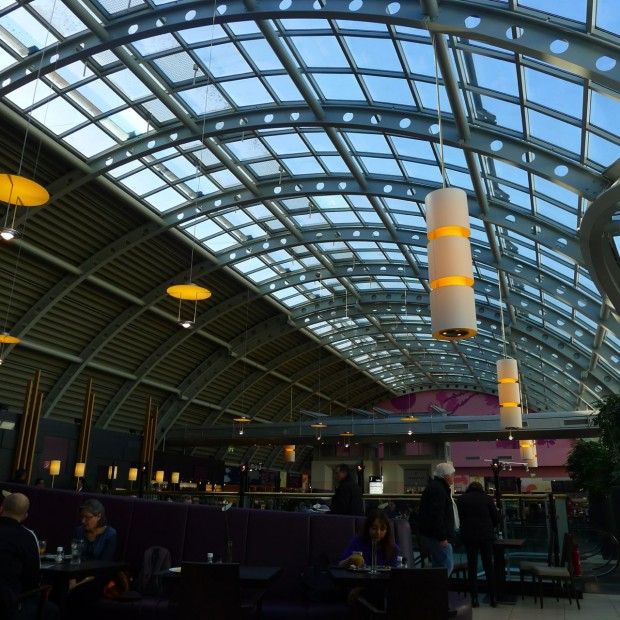Ka de We food hall