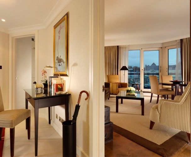 Cheval Residences London