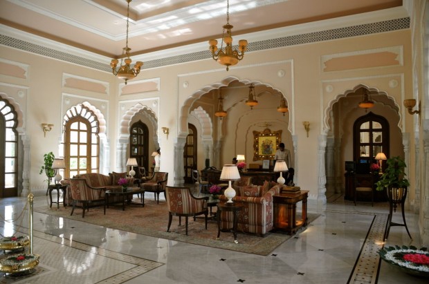 Taj lobby 1