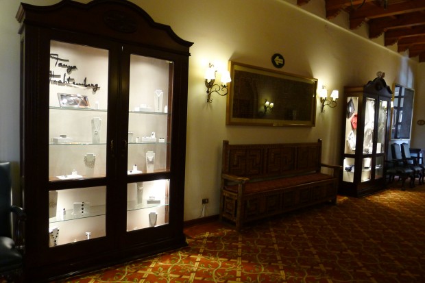 Country Club 24