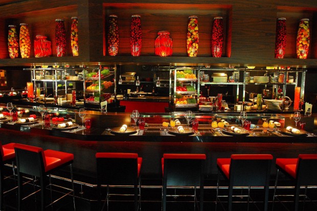 L'Atelier_ Joel_ Robuchon_Hong_Kong_