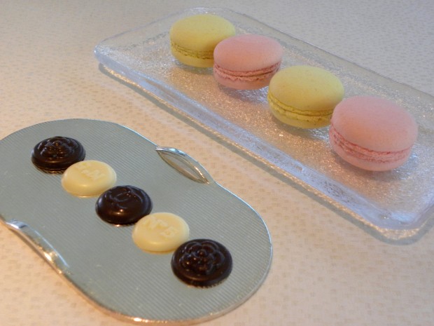 beige_tokyo_alain_ducasse_chanel_