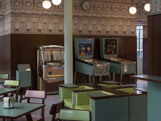 Bar-Luce1