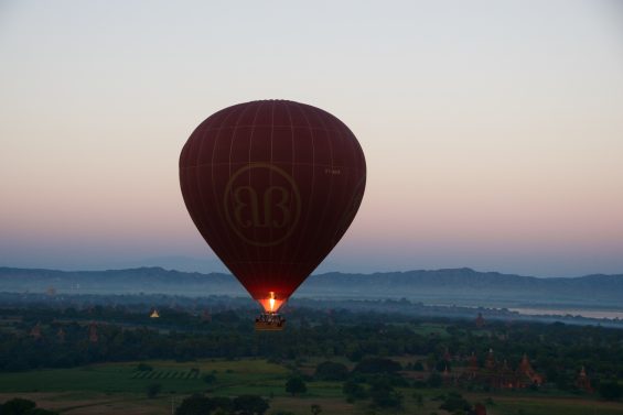 passeio_de_balão_em_bagan_myanmar_8